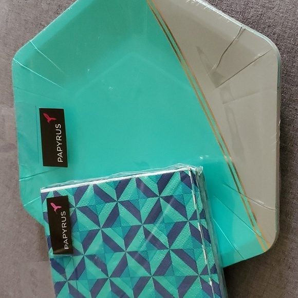 Papyrus 8 dessert plates geometric artsy disposable - Picture 3 of 7